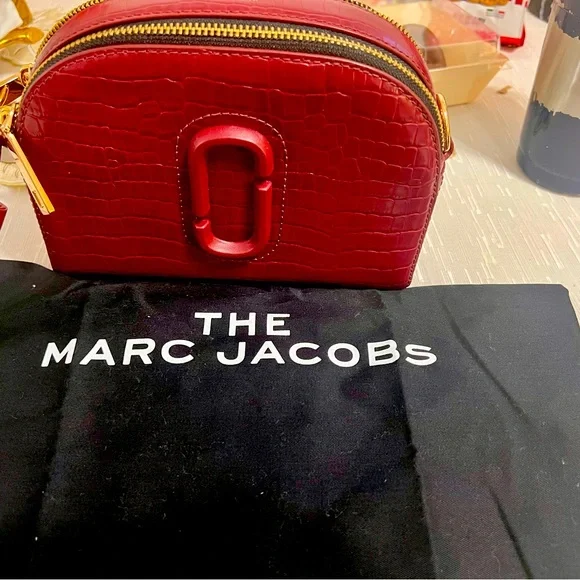 Marc Jacob’s Shutter Snapshot Embossed Leather Camera Crossbody Bag - Picture 1 of 5